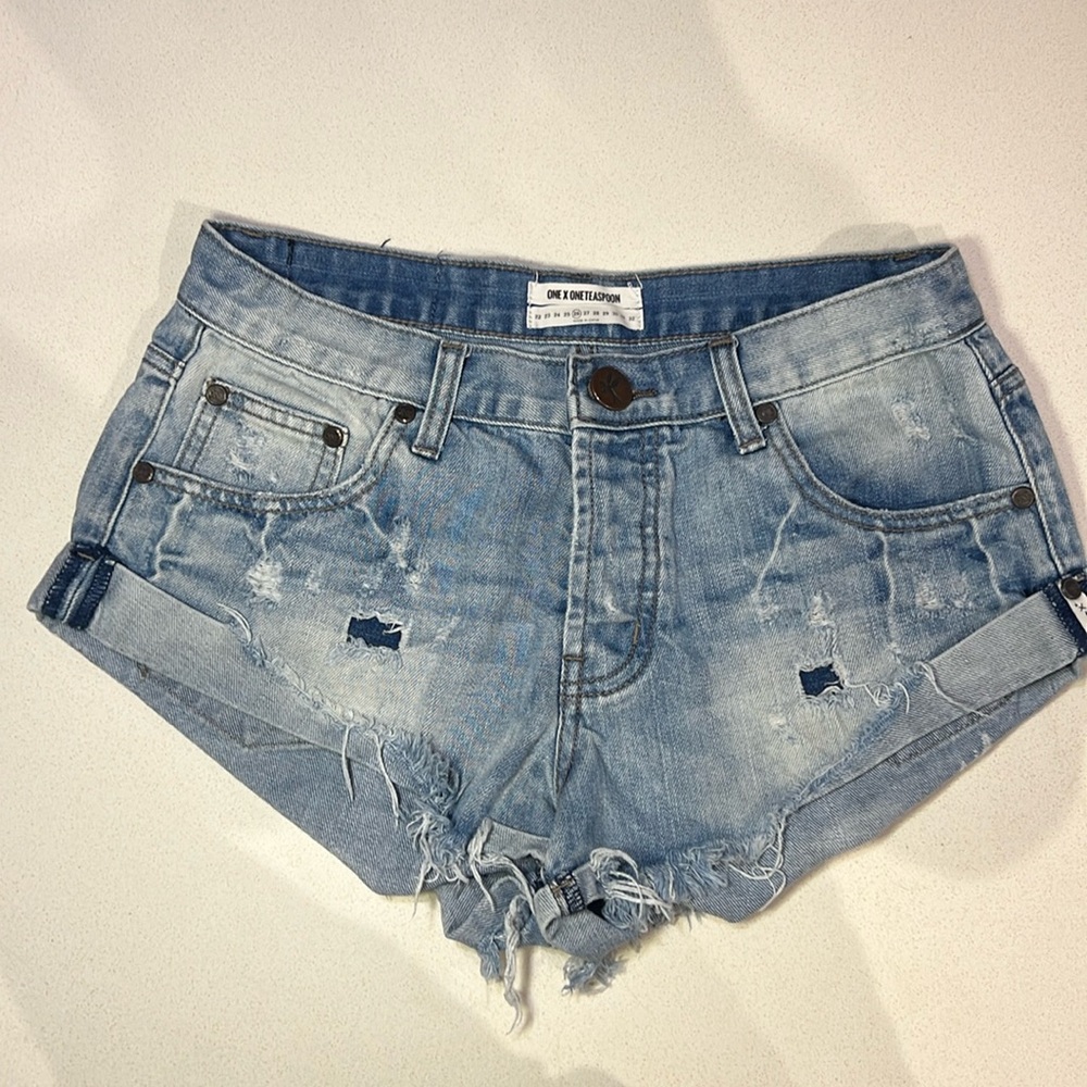 One teaspoon denim shorts!